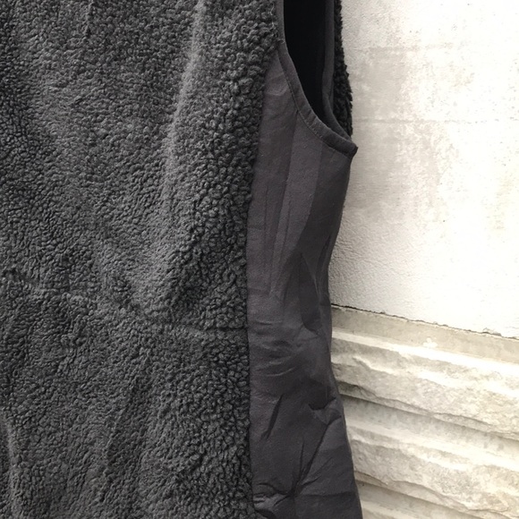 Fabletics Sedona Fleece Vest - Picture 6 of 10